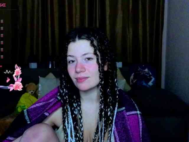 Aliciafolow009 webcam