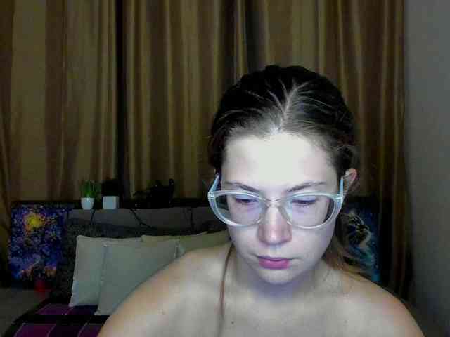 Aliciafolow009 webcam