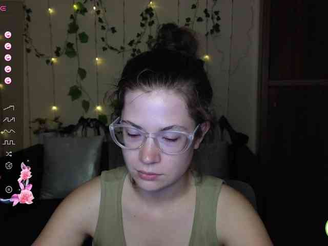 Aliciafolow009 webcam