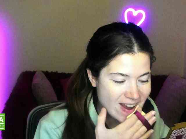 Aliciafolow009 webcam