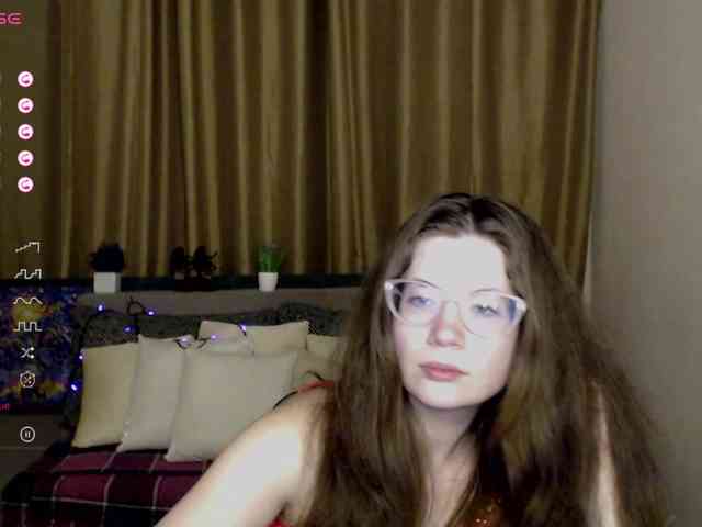 Aliciafolow009 webcam