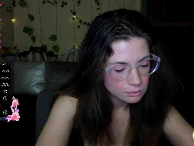 Aliciafolow009's webcam live show