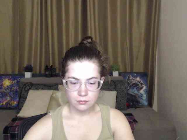 Aliciafolow009 webcam