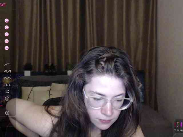 Aliciafolow009 webcam