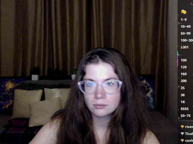 Aliciafolow009 webcam