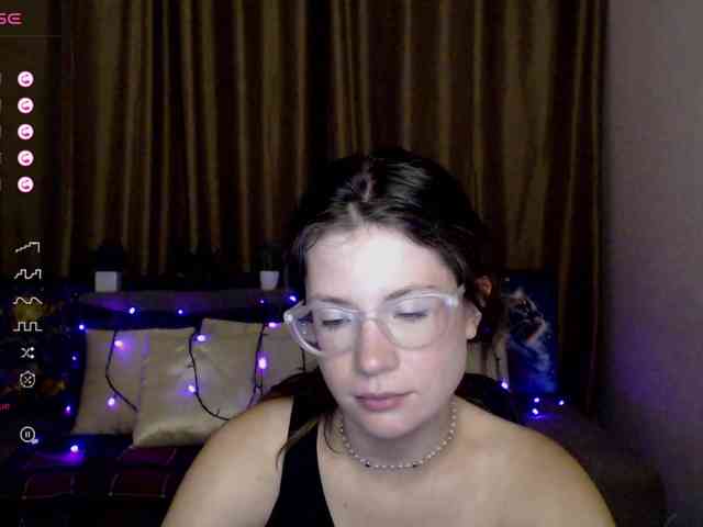 Aliciafolow009 webcam