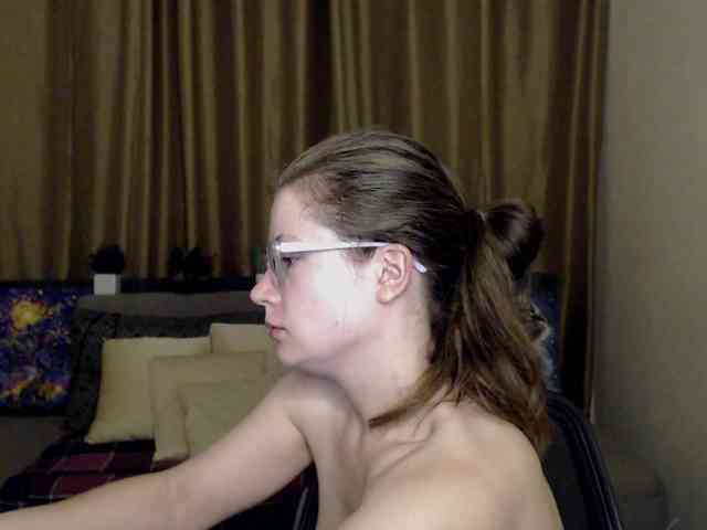 Aliciafolow009 webcam