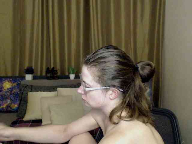 Aliciafolow009 webcam