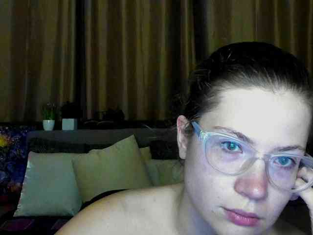 Aliciafolow009 webcam