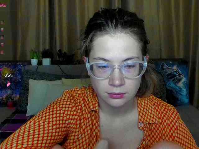 Aliciafolow009 webcam
