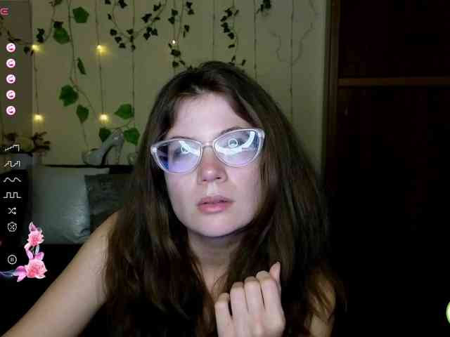 Aliciafolow009 webcam