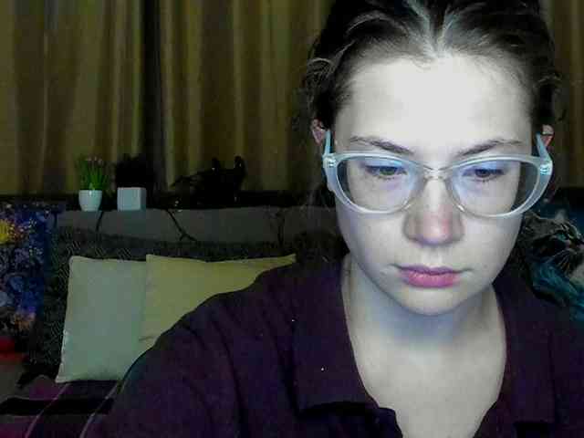 Aliciafolow009 webcam