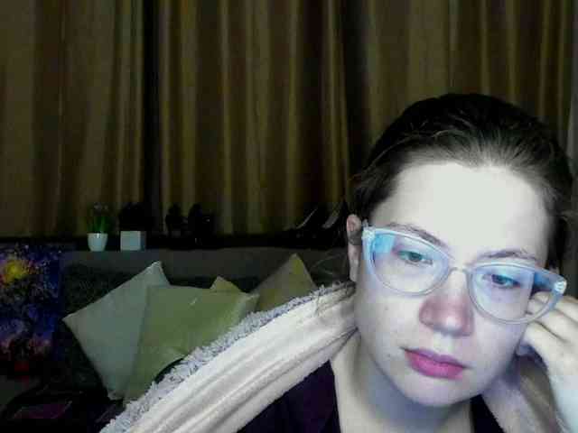 Aliciafolow009 webcam
