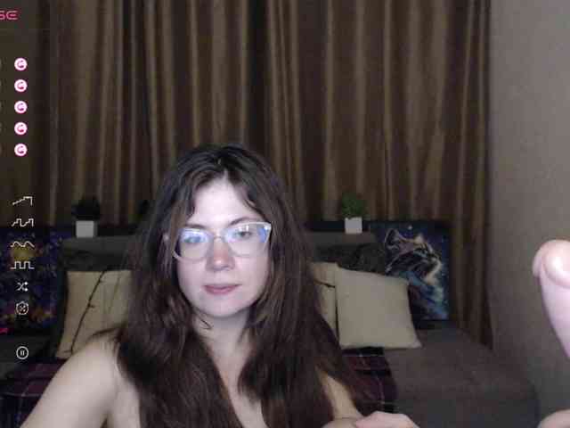 Aliciafolow009 webcam