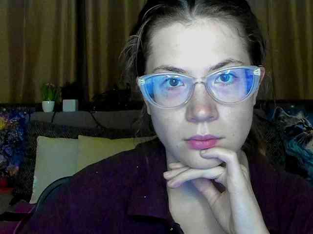 Aliciafolow009 webcam