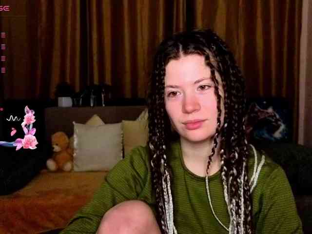 Aliciafolow009 webcam