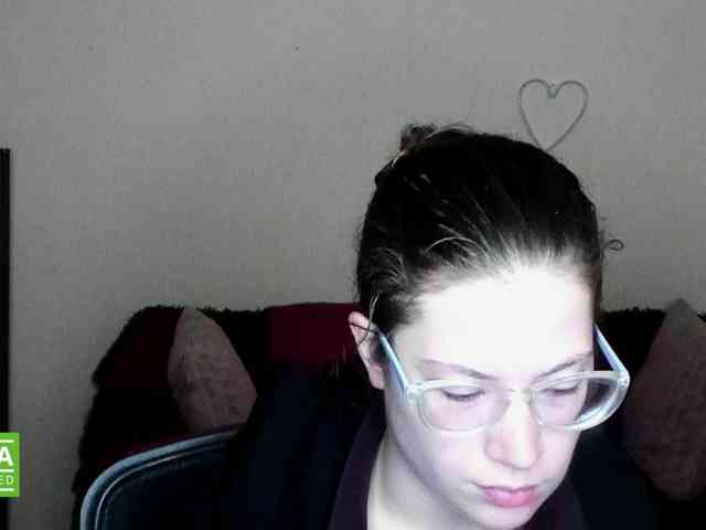 Aliciafolow009 webcam