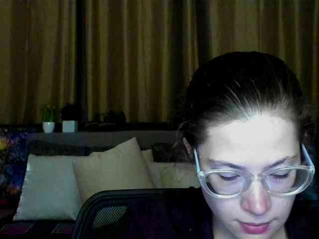 Aliciafolow009 webcam