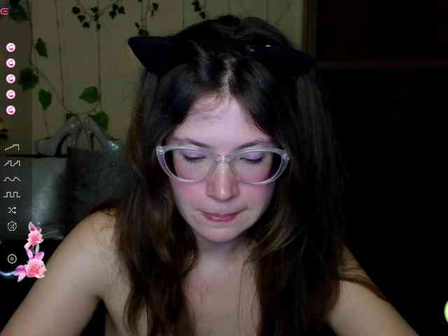 Aliciafolow009 webcam