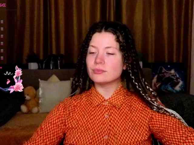 Aliciafolow009 webcam