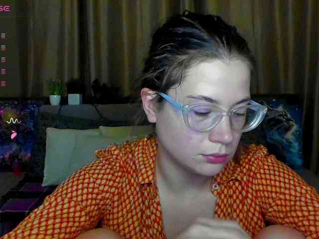 Aliciafolow009 webcam