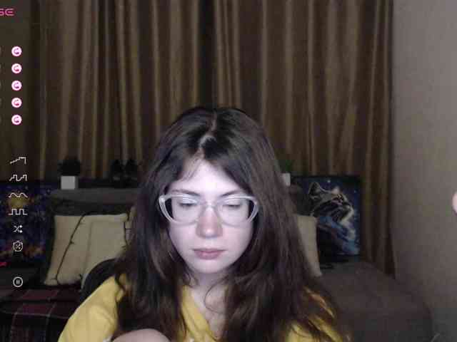 Aliciafolow009 webcam