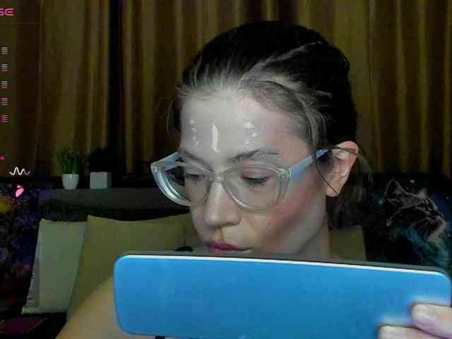 Aliciafolow009 webcam