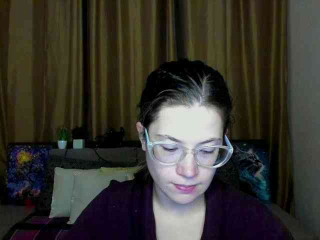 Aliciafolow009 webcam