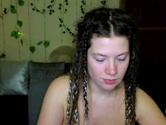 Aliciafolow009 Live Webcam on BongaCams