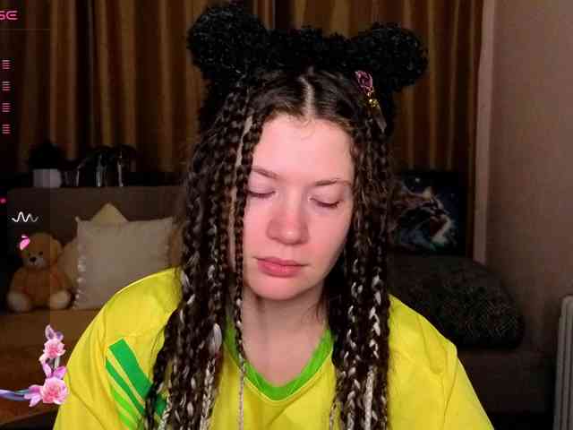 Aliciafolow009 webcam