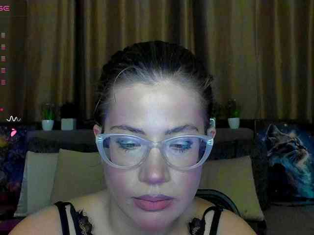 Aliciafolow009 webcam