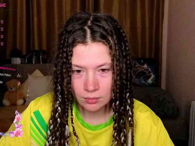 Aliciafolow009 webcam