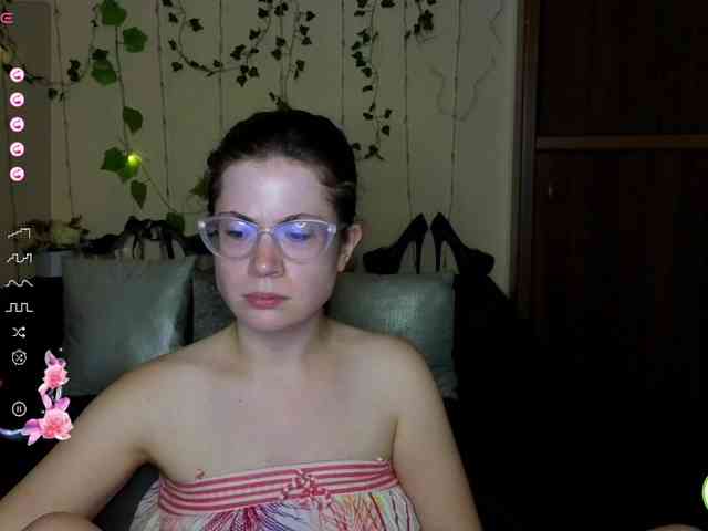 Aliciafolow009 webcam