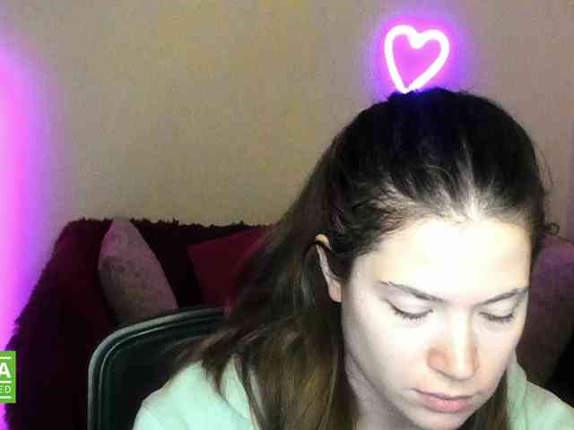 Aliciafolow009 webcam