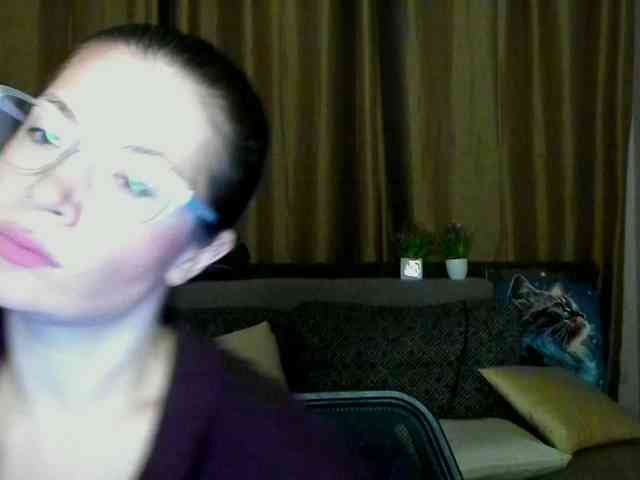 Aliciafolow009 webcam