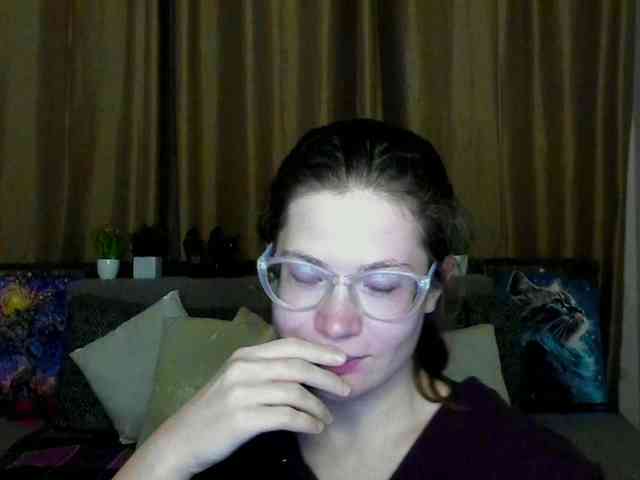 Aliciafolow009 webcam