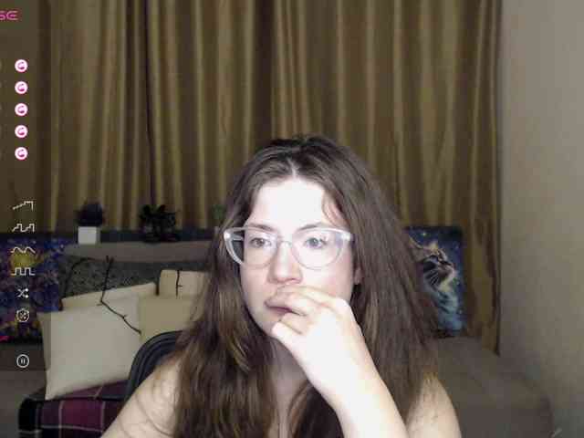 Aliciafolow009 webcam