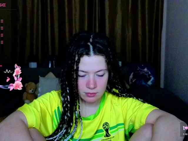 Aliciafolow009 webcam