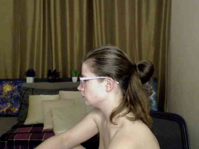 Aliciafolow009 webcam