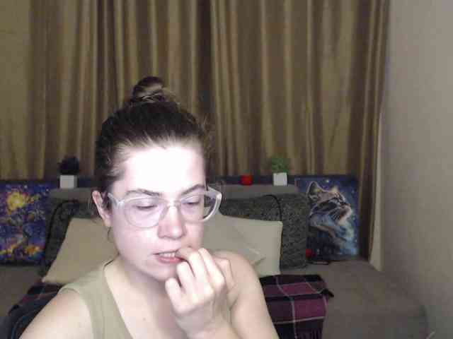 Aliciafolow009 webcam