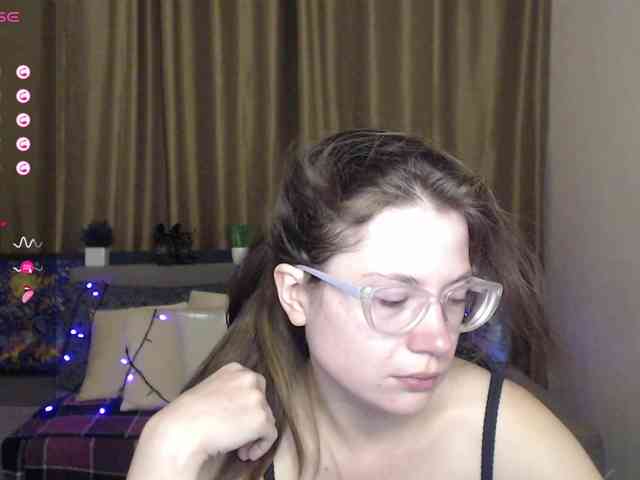 Aliciafolow009 webcam