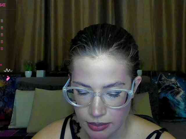 Aliciafolow009 webcam