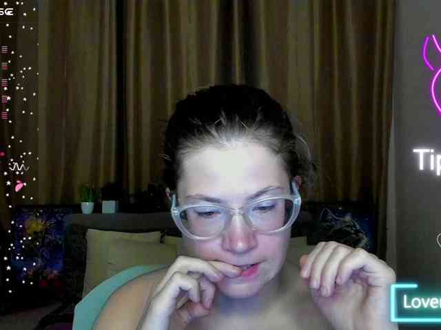 Aliciafolow009 webcam