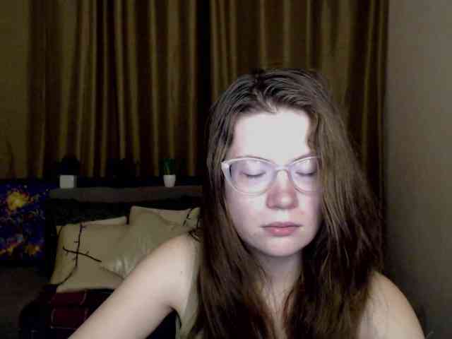 Aliciafolow009 webcam