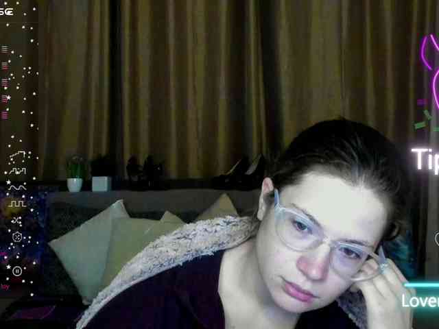 Aliciafolow009 webcam