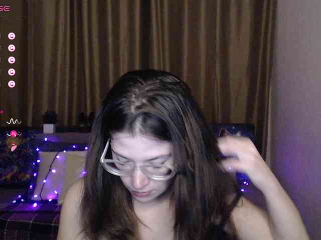 Aliciafolow009 webcam