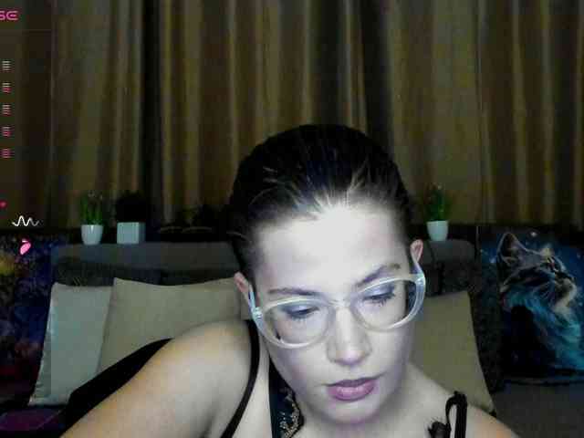 Aliciafolow009 webcam