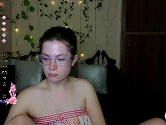 Aliciafolow009 webcam