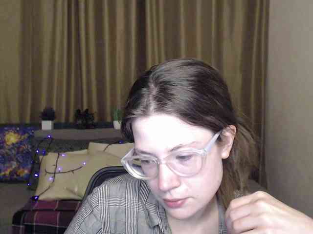 Aliciafolow009 webcam