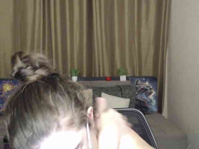 Aliciafolow009 webcam